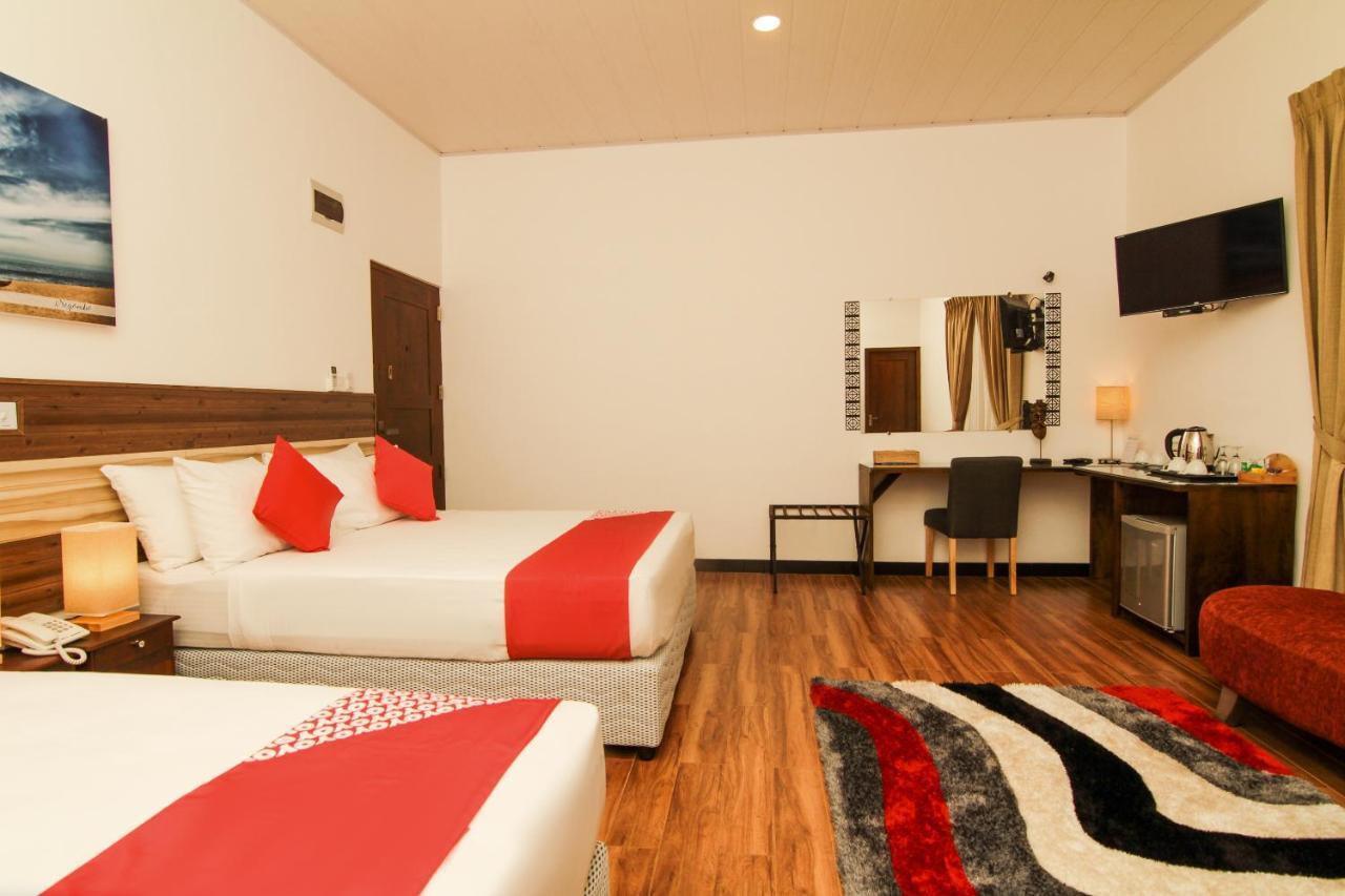 Clove Transit Hotel Kotugoda Dış mekan fotoğraf
