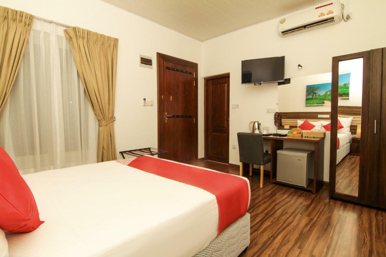 Clove Transit Hotel Kotugoda Dış mekan fotoğraf