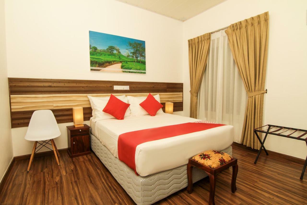 Clove Transit Hotel Kotugoda Dış mekan fotoğraf