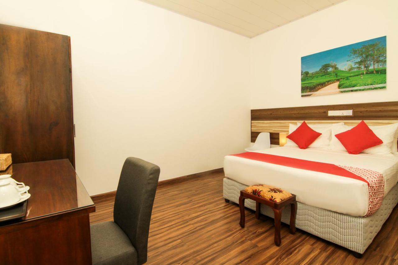 Clove Transit Hotel Kotugoda Dış mekan fotoğraf