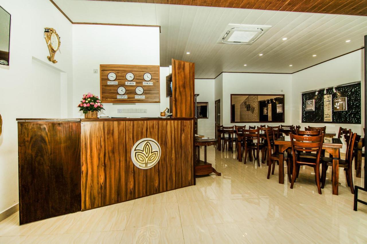 Clove Transit Hotel Kotugoda Dış mekan fotoğraf