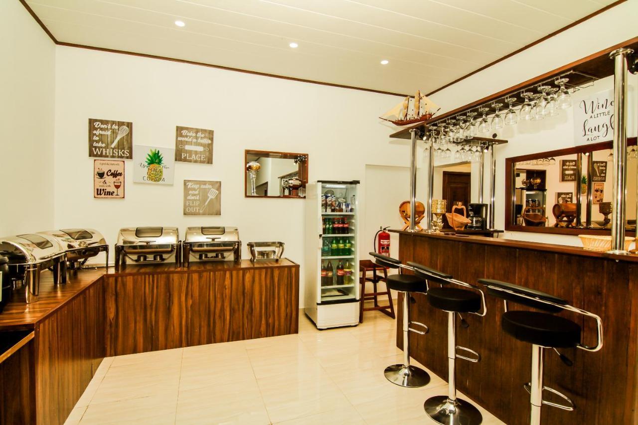 Clove Transit Hotel Kotugoda Dış mekan fotoğraf